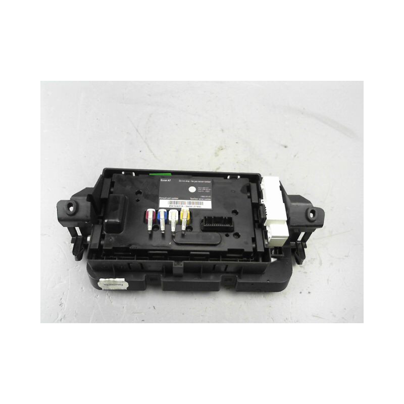 ECRAN GPS RENAULT MEGANE CC 2P III Phase 1 2010-2014