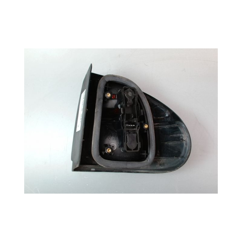 FEU ARRIERE GAUCHE  RENAULT LAGUNA I Phase 1 1994-1998