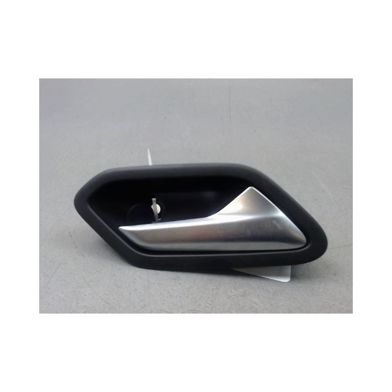 POIGNEE INTERIEURE PORTE ARRIERE DROIT DACIA SANDERO 2008-