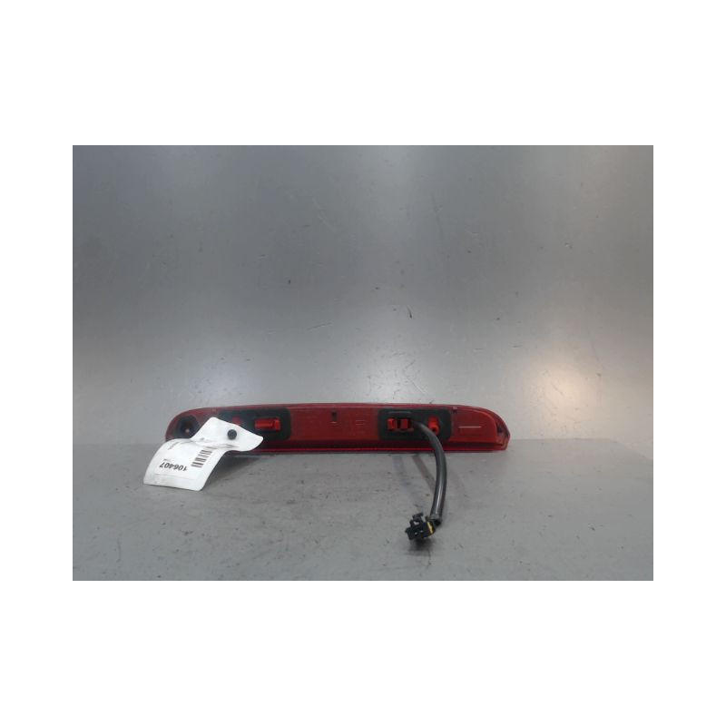 FEUX STOP SUPPLEMENTAIRE RENAULT VEL SATIS