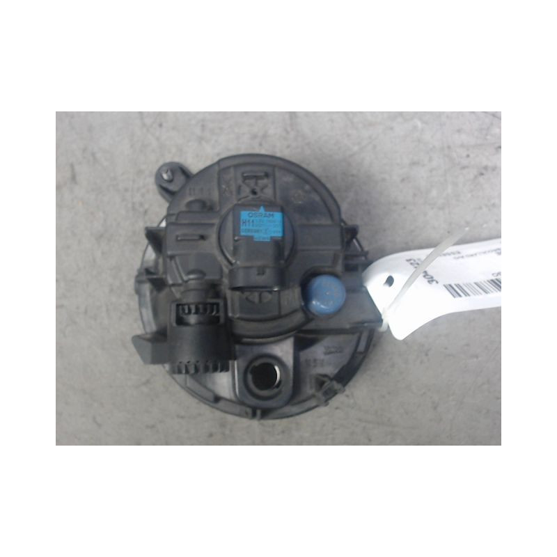 PHARE ANTIBROUILLARD AVANT DROIT RENAULT TWINGO