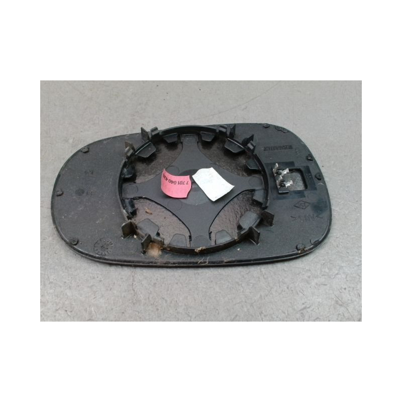 GLACE RETROVISEUR EXT G RENAULT CLIO II Phase 2 2001-2006