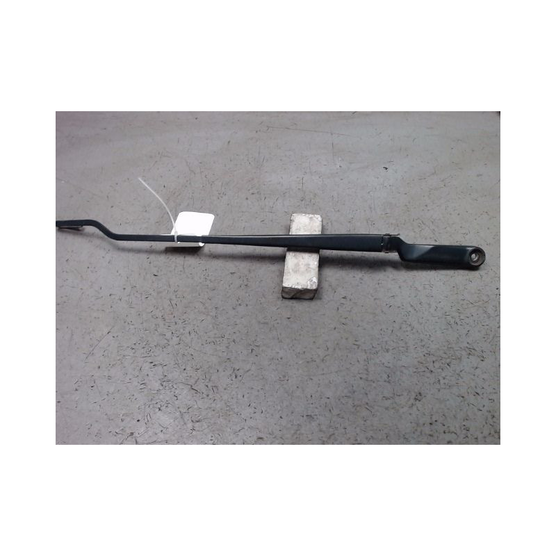BRAS ESSUIE-GLACE AVANT GAUCHE VOLKSWAGEN GOLF IV 98-2004