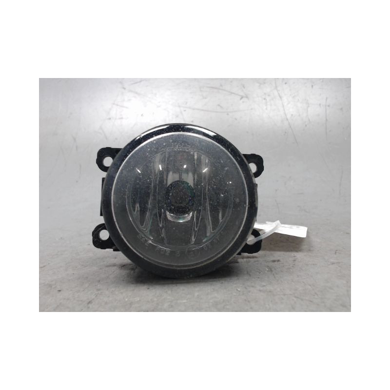 PHARE ANTIBROUILLARD AVANT DROIT CITROEN XSARA PICASSO