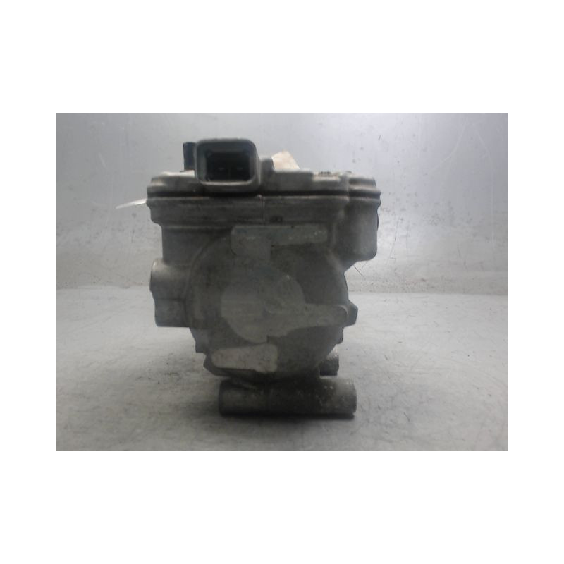 COMPRESSEUR AIR CONDITIONNE TOYOTA AURIS