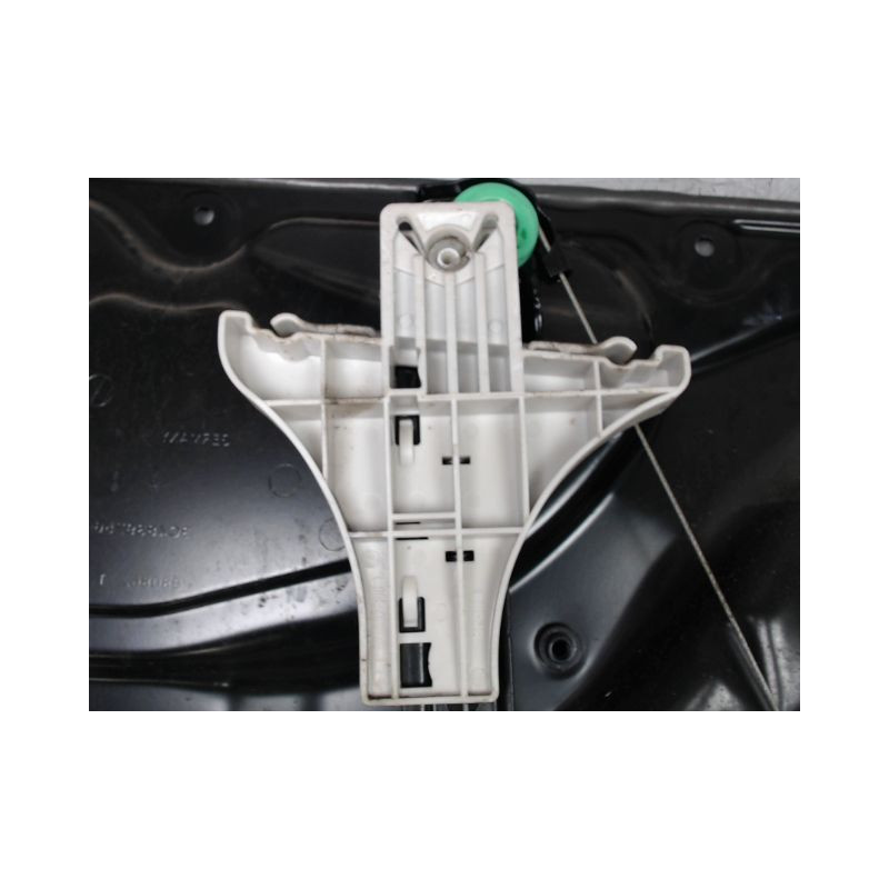 MECANISME+MOTEUR LEVE-GLACE ARRIERE DROIT VOLKSWAGEN PASSAT SW 2005-