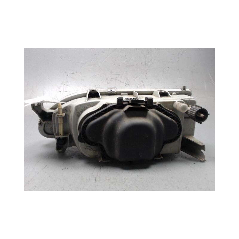 PHARE DROIT RENAULT 19 92-96