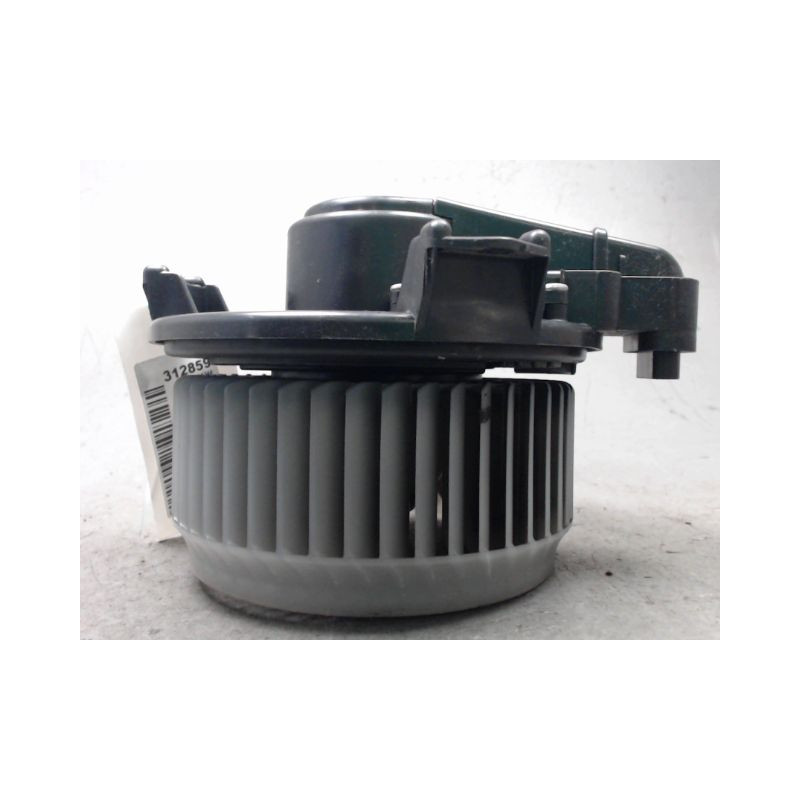 MOTEUR VENTILATEUR CHAUFFAGE TOYOTA AURIS 2007-