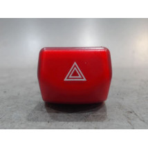 BOUTON DE WARNING NISSAN MICRA