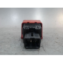 BOUTON DE WARNING NISSAN MICRA