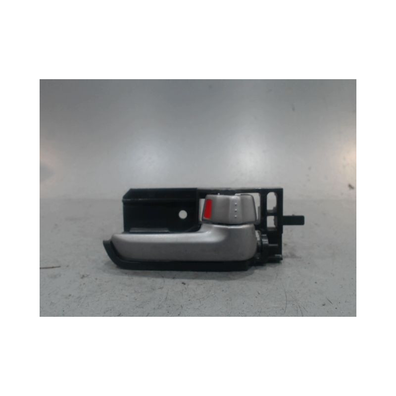 POIGNEE INTERIEURE PORTE AVANT DROIT SUZUKI SWIFT