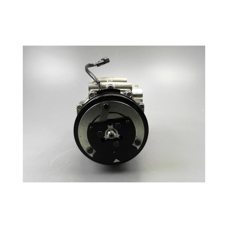 COMPRESSEUR AIR CONDITIONNE FORD FIESTA VI Phase 2 2005-2008