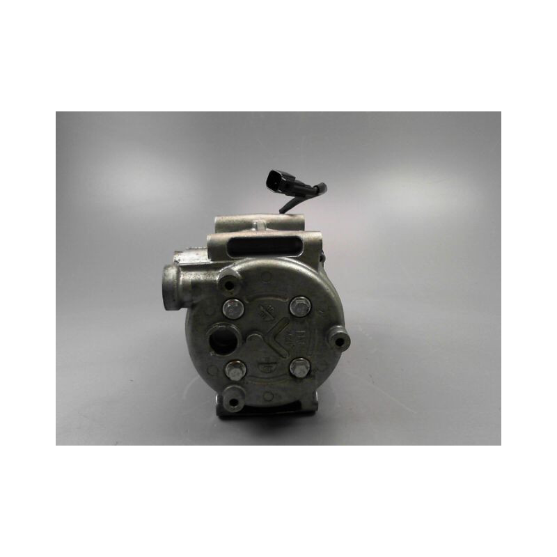 COMPRESSEUR AIR CONDITIONNE FORD FIESTA VI Phase 2 2005-2008