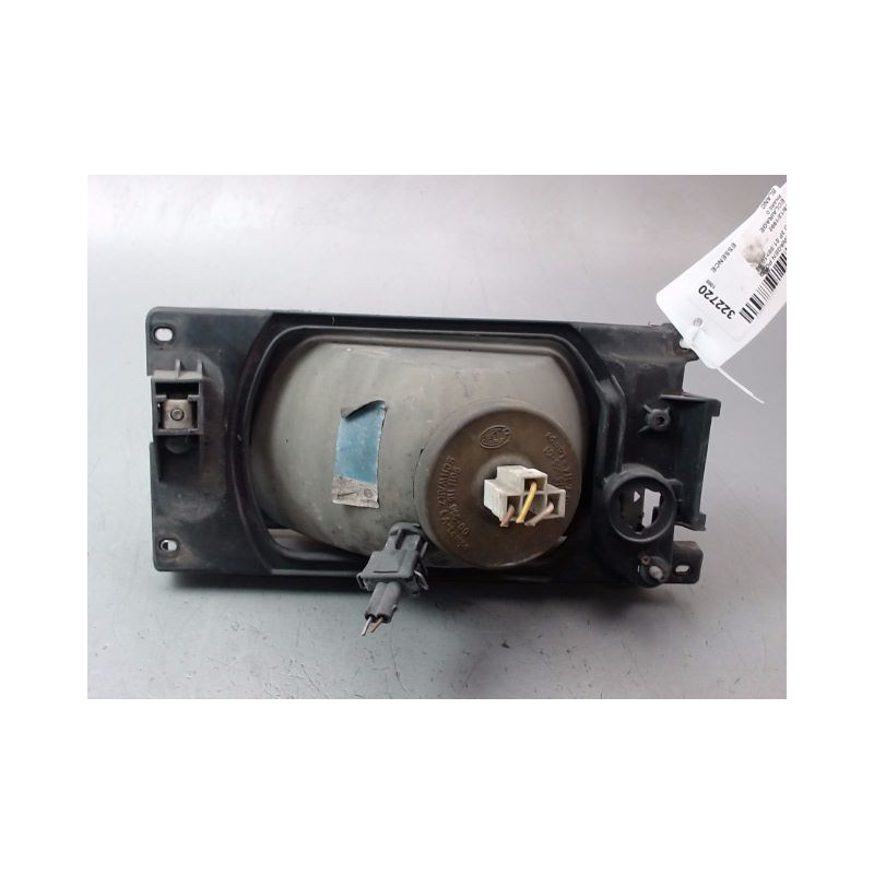PHARE DROIT VOLKSWAGEN POLO 88-94