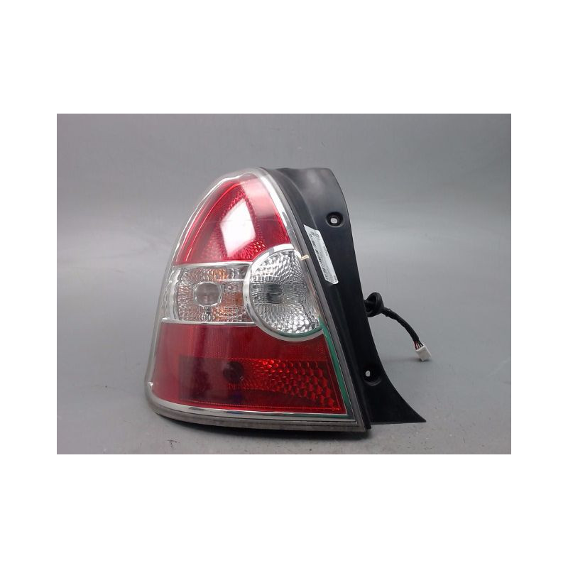 FEU ARRIERE GAUCHE  HYUNDAI ACCENT II 2001-2005
