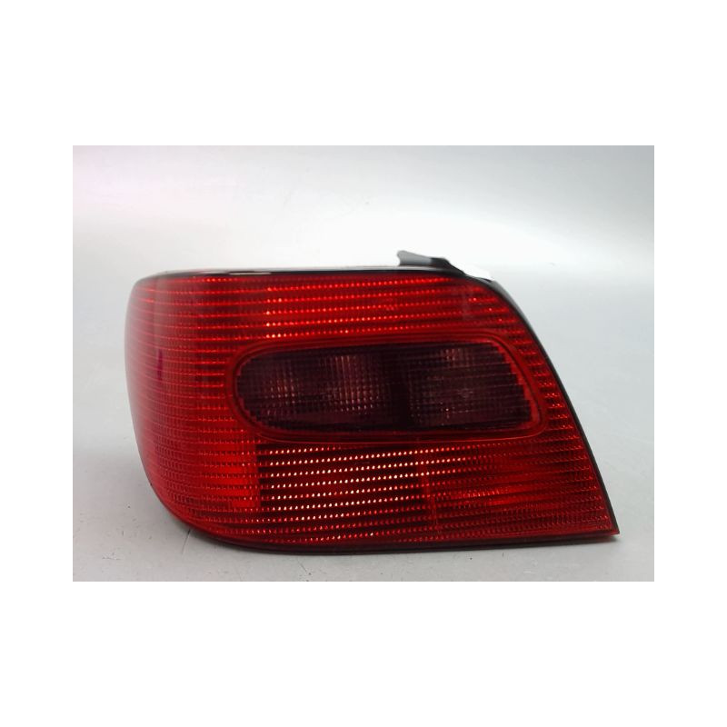 FEU ARRIERE GAUCHE  CITROEN XSARA Phase 2 2000-2004