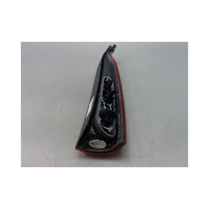 FEU ARRIERE INTERIEUR GAUCHE VOLVO V70 2000-