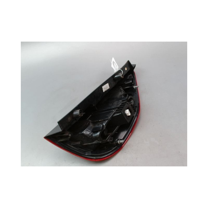 FEU ARRIERE GAUCHE  RENAULT SCENIC MONOSP. III Phase 1 2009-2011