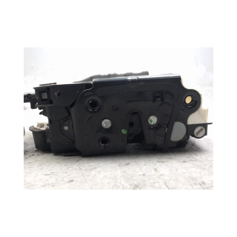 SYSTEME CONDAMNATION ARRIERE GAUCHE VOLKSWAGEN POLO 2009-