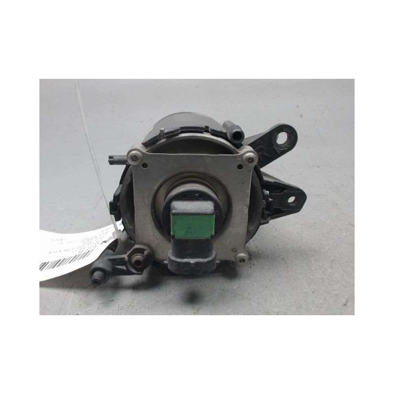 PHARE ANTIBROUILLARD AVANT DROIT AUDI A4 2001-