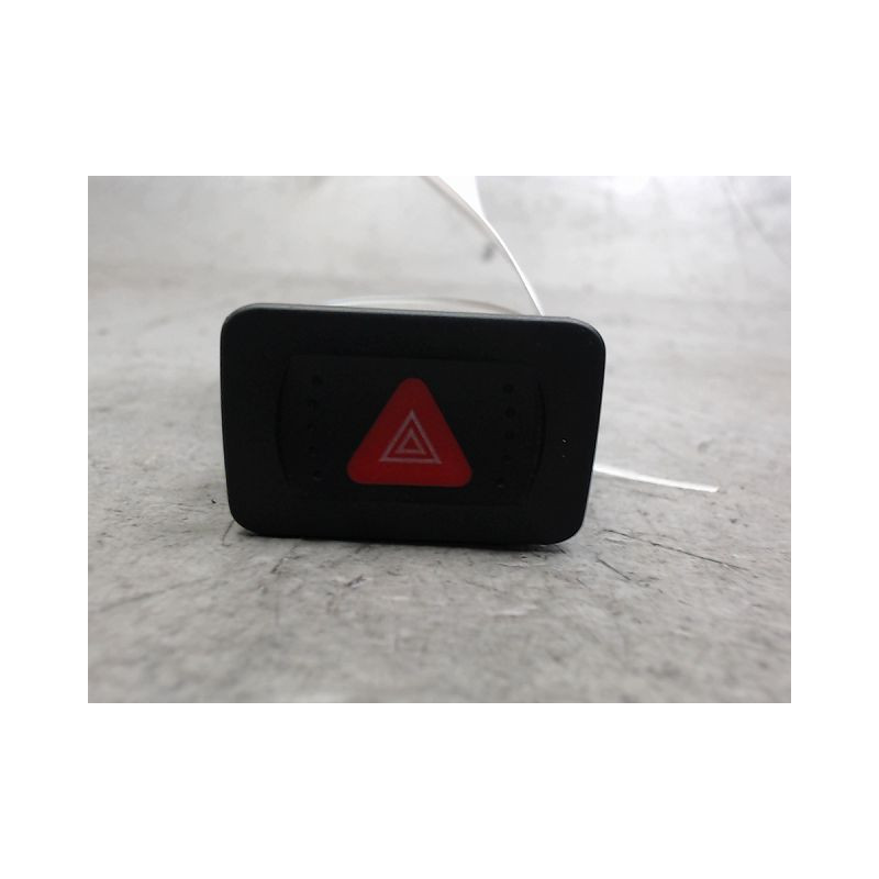 BOUTON DE WARNING VOLKSWAGEN GOLF IV 98-2004