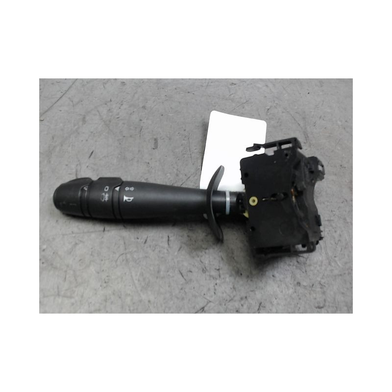 COMMANDE CLIGNOTANT RENAULT TWINGO 2 2007-