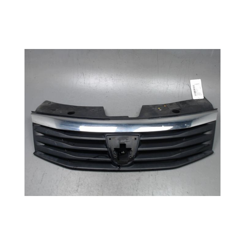 CALANDRE DACIA SANDERO 2008-