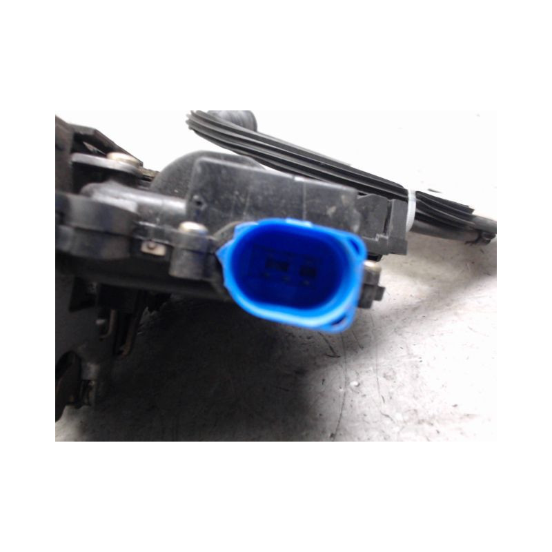 SYSTEME CONDAMNATION ARRIERE GAUCHE SKODA FABIA COMBI 2004-