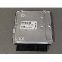 CALCULATEUR MOTEUR VOLKSWAGEN TRANSPORTER C MOY VITREE 6.03-