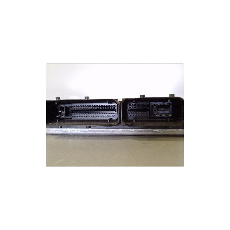 CALCULATEUR MOTEUR VOLKSWAGEN POLO