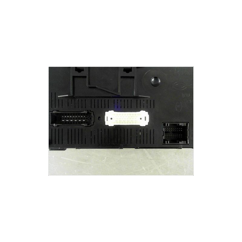 BOITIER GESTION HABITACLE RENAULT CLIO II PH.2 CAMPUS 09-12