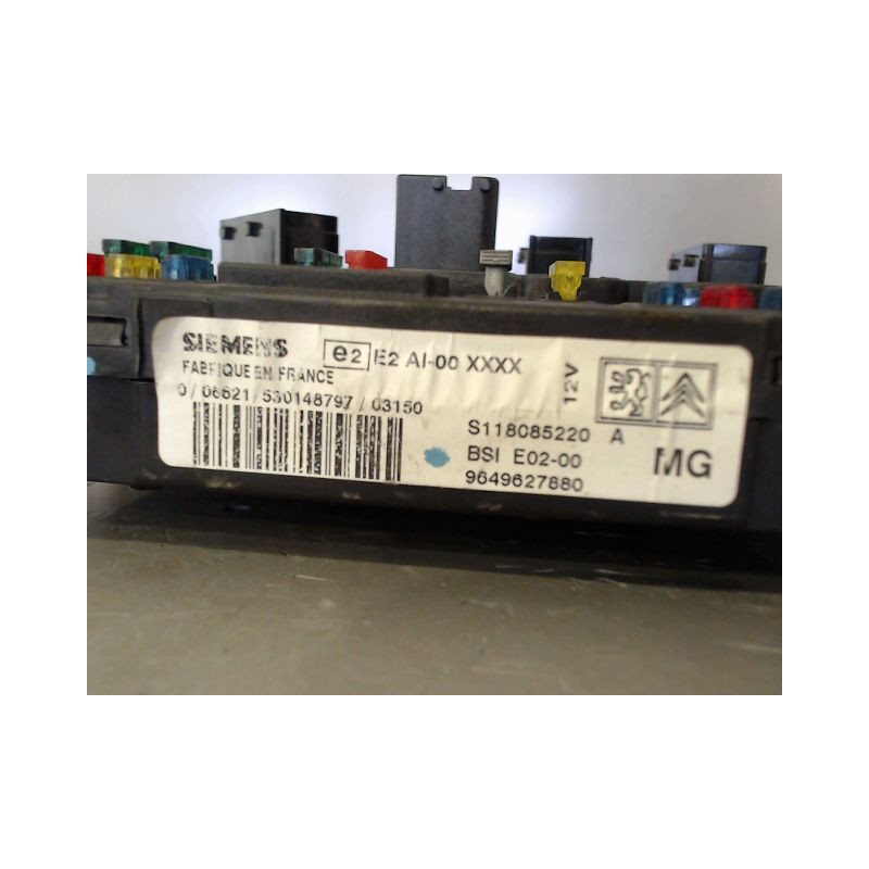 BOITIER GESTION HABITACLE PEUGEOT 206