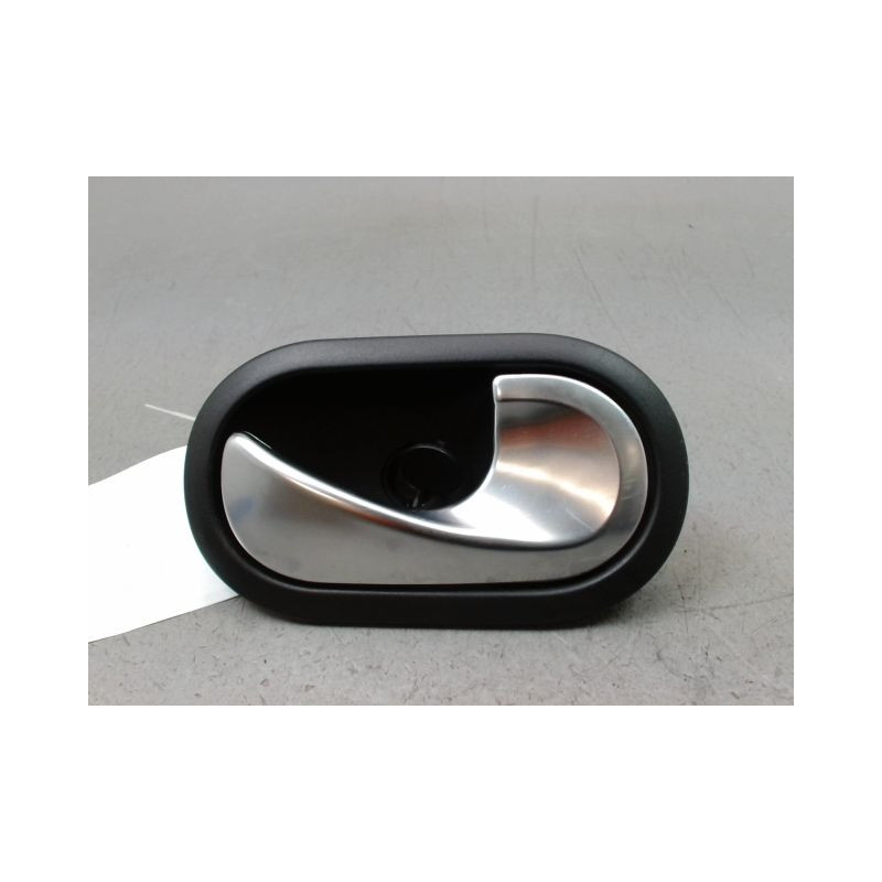 POIGNEE INTERIEURE PORTE AVANT DROIT RENAULT TWINGO III 2014-...