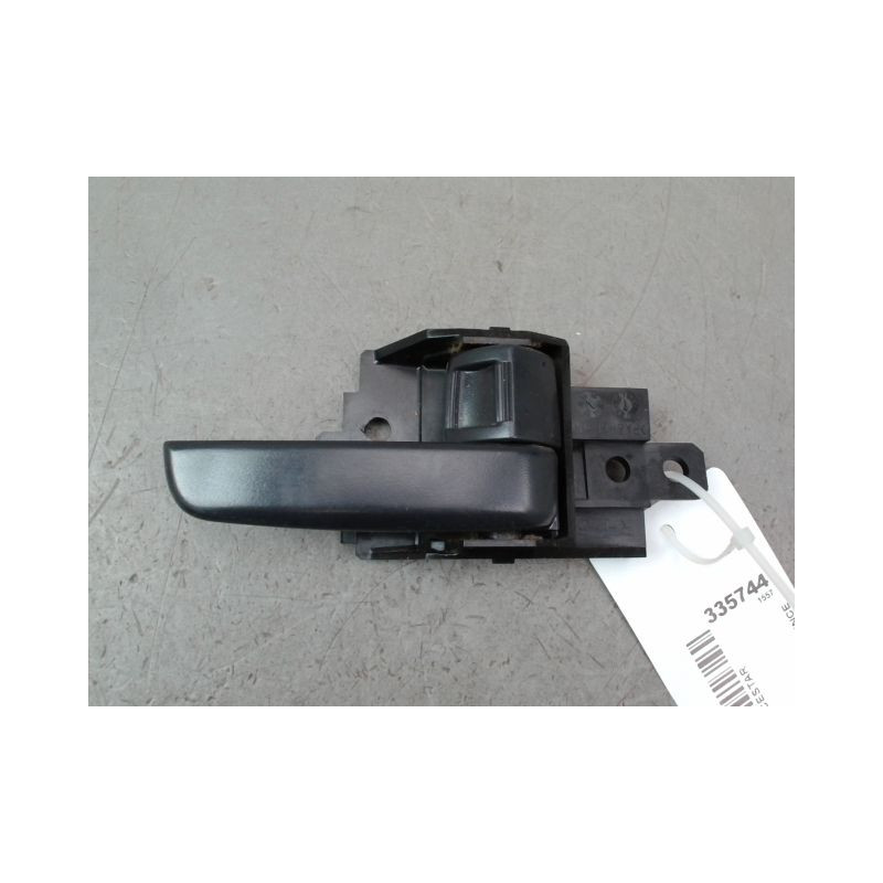 POIGNEE INTERIEURE PORTE ARRIERE DROIT MITSUBISHI SPACESTAR