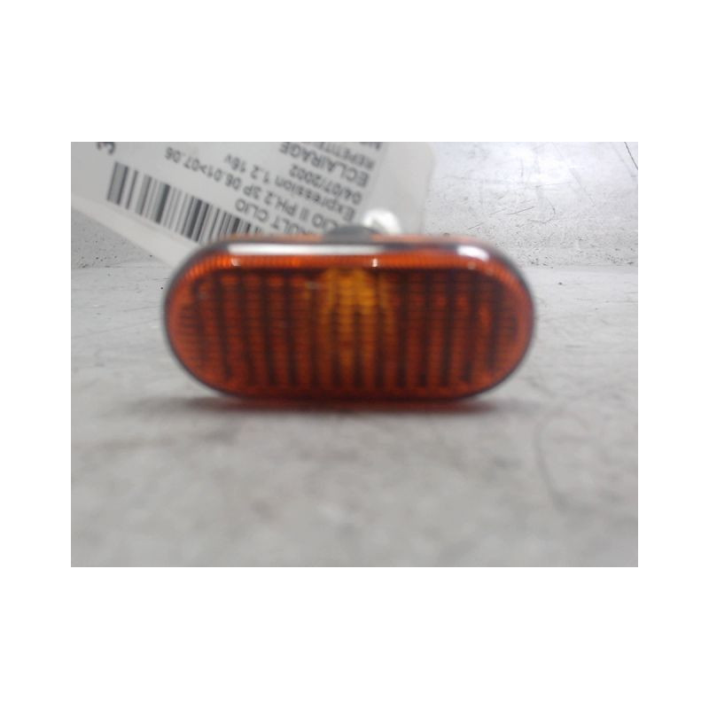 REPETITEUR AILE GAUCHE RENAULT CLIO II PH.2 01-06