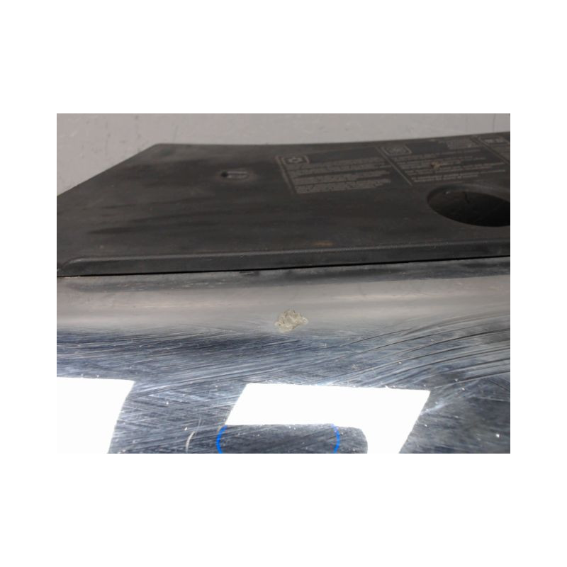 CALANDRE DACIA SANDERO 2008-