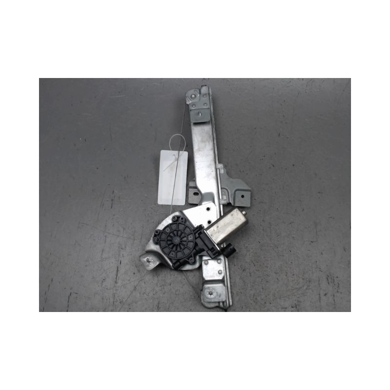 MECANISME+MOTEUR LEVE-GLACE ARRIERE DROIT DACIA SANDERO 2008-