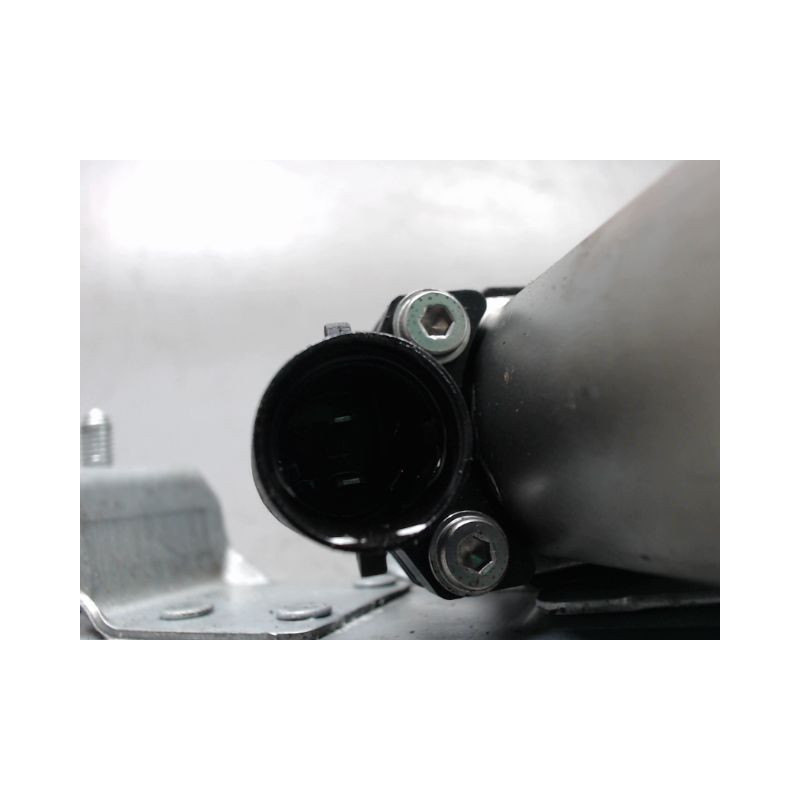 MECANISME+MOTEUR LEVE-GLACE ARRIERE DROIT DACIA SANDERO 2008-