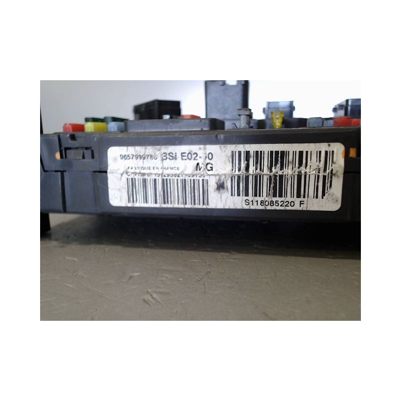 BOITIER GESTION HABITACLE PEUGEOT 206