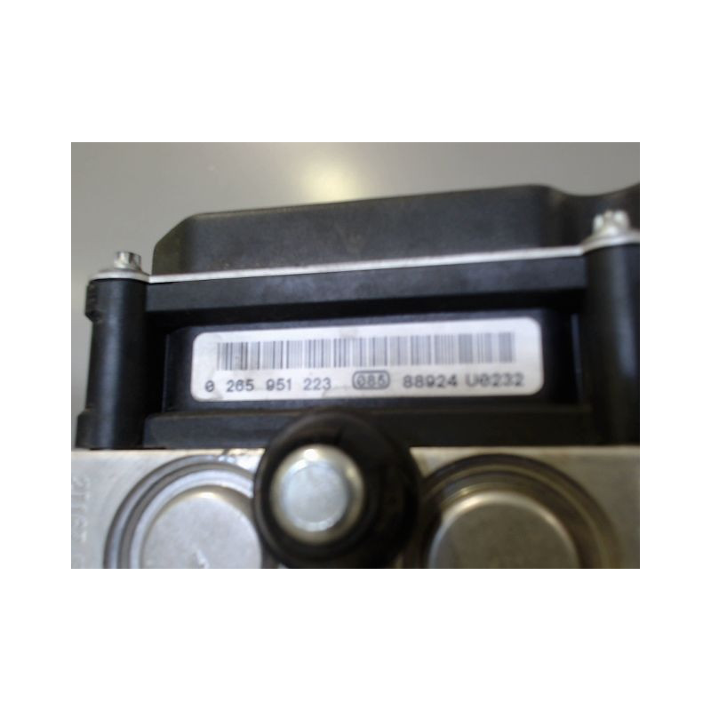 UNITE HYDRAULIQUE ABS NISSAN QASHQAI