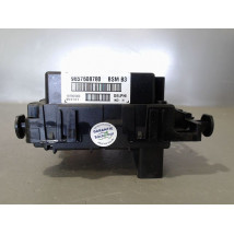 BOITE A FUSIBLES PEUGEOT 206
