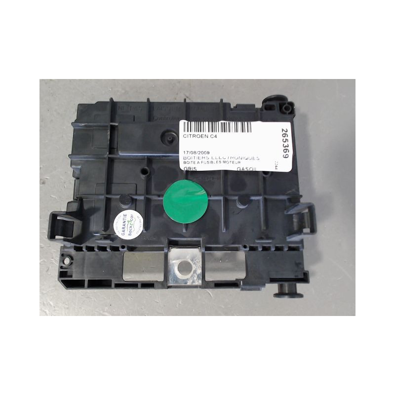 BOITE A FUSIBLES CITROEN C4