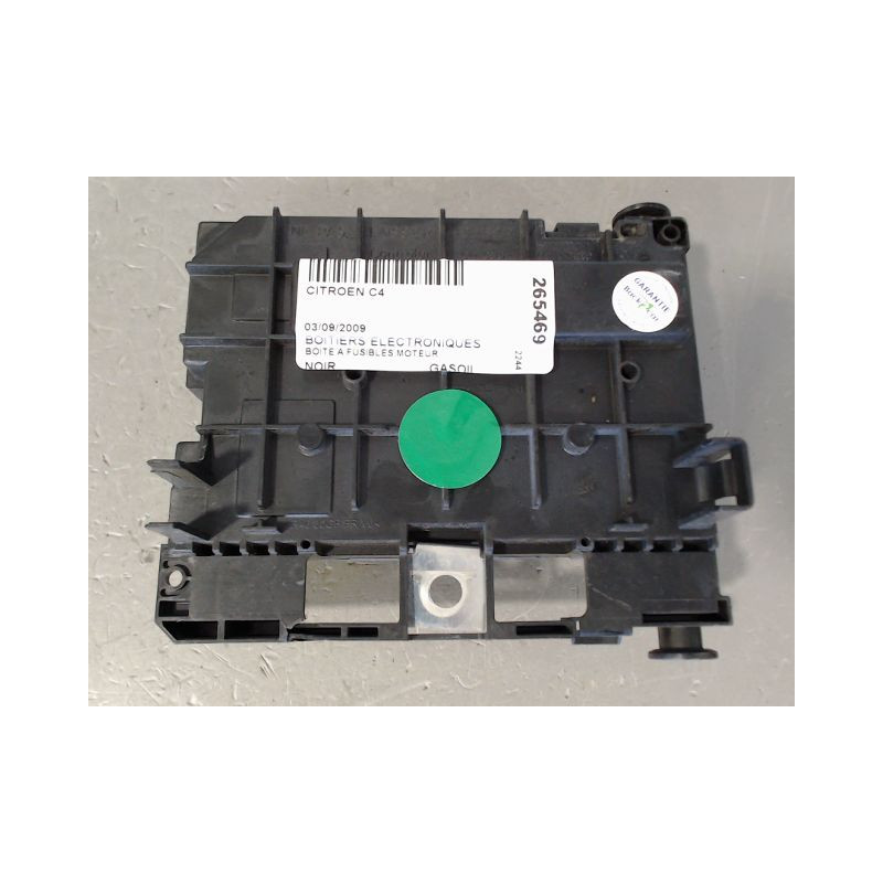 BOITE A FUSIBLES CITROEN C4