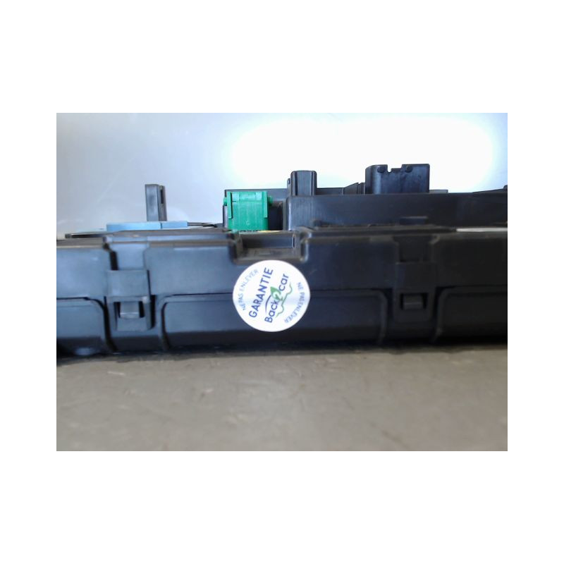 BOITIER GESTION HABITACLE PEUGEOT 208