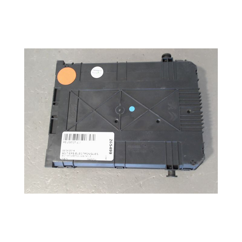 BOITIER GESTION HABITACLE PEUGEOT 208