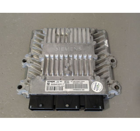 CALCULATEUR MOTEUR