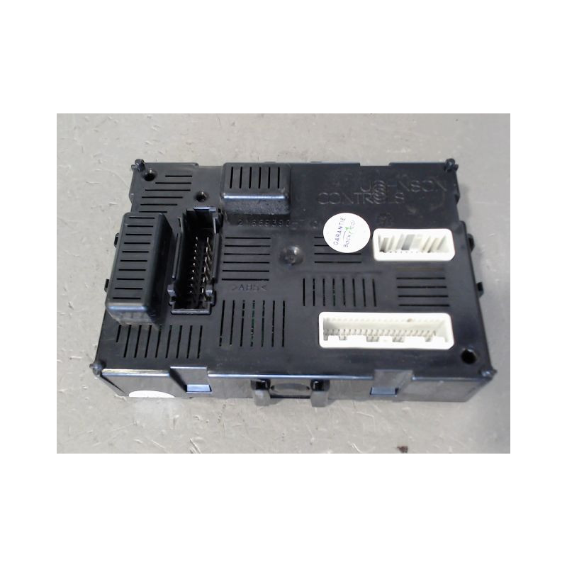 BOITIER GESTION HABITACLE RENAULT CLIO