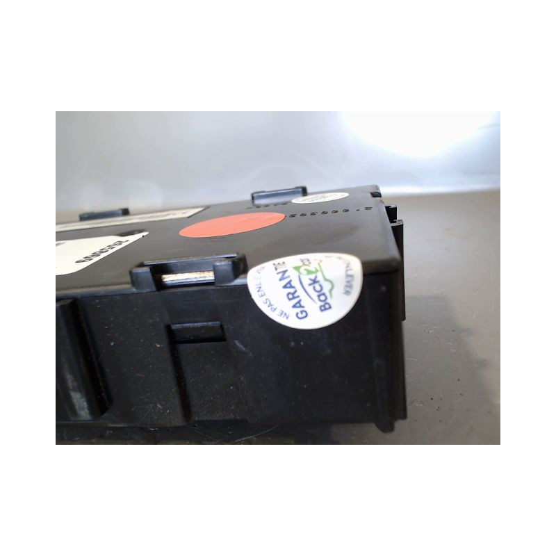 BOITIER GESTION HABITACLE RENAULT CLIO