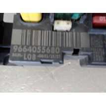 BOITE A FUSIBLES CITROEN C4