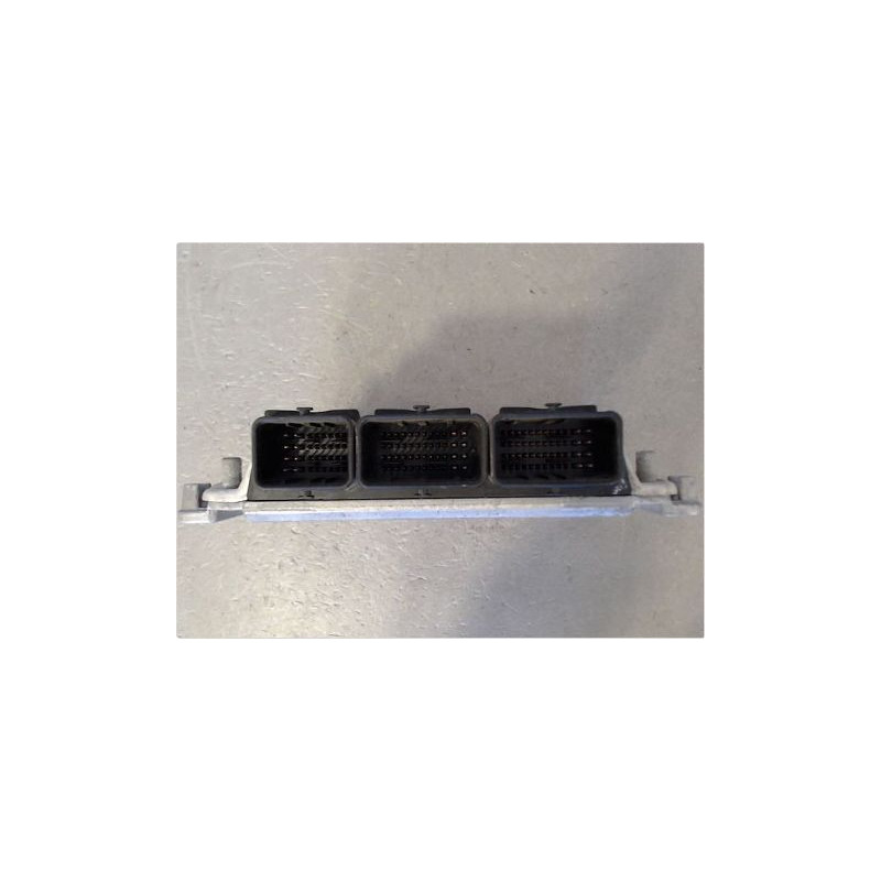 CALCULATEUR MOTEUR RENAULT MASTER